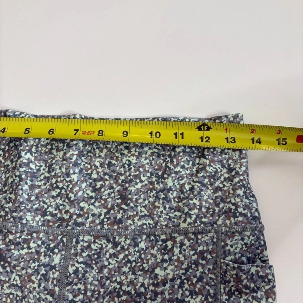 Athleta Salutation Stash 7/8 Tight Leggings Size Medium Green Brown Print